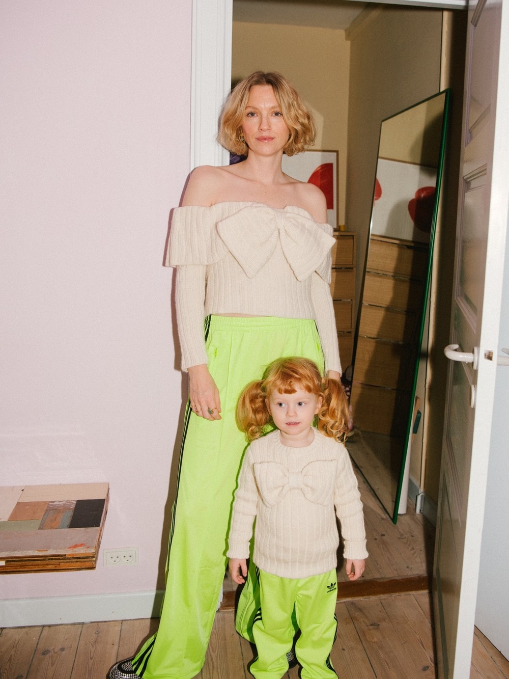 Off-the-Shoulder Cream Bow Ribbed Sweater - Picture 2 of 11